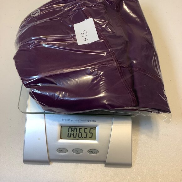 Lululemon Size 6 Dark Purple Mesh Panel Leggings 28" Inseam P30416 Workout Yoga - Picture 10 of 10